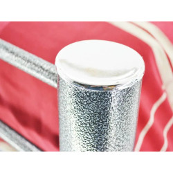 Cuba Metal Bed Frame in Hammered Silver finish leg top