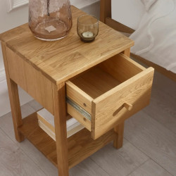 Coxmoor 1 Drawer Bedside Oak runner