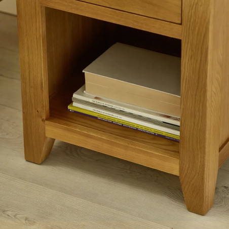 Marlborough 1 Drawer Bedside in Oak Finsih shelf