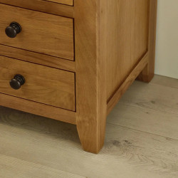 Marlborough 3 Drawer Bedside in Oak Finish leg
