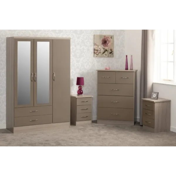 Nevada 3 Door 2 Drawer Mirrored Wardrobe Bedroom Set
